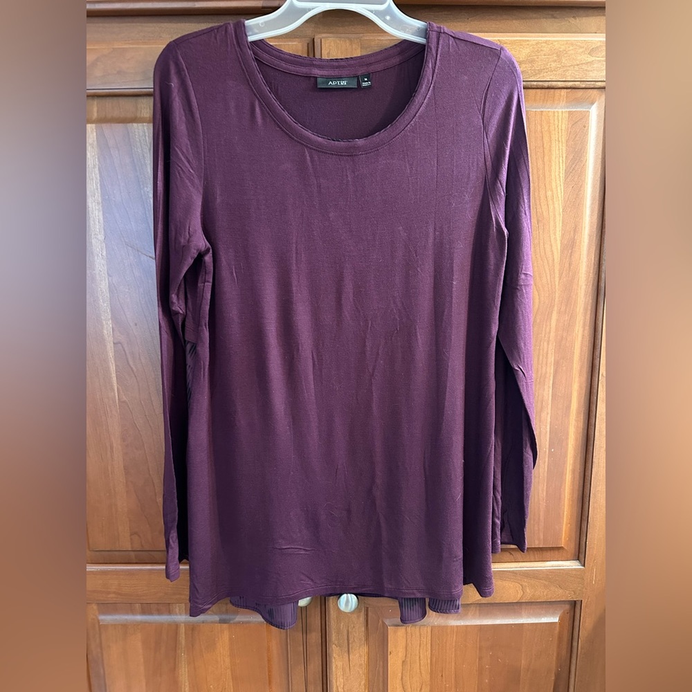 Apt.9 purple long sleeve pull over blouse